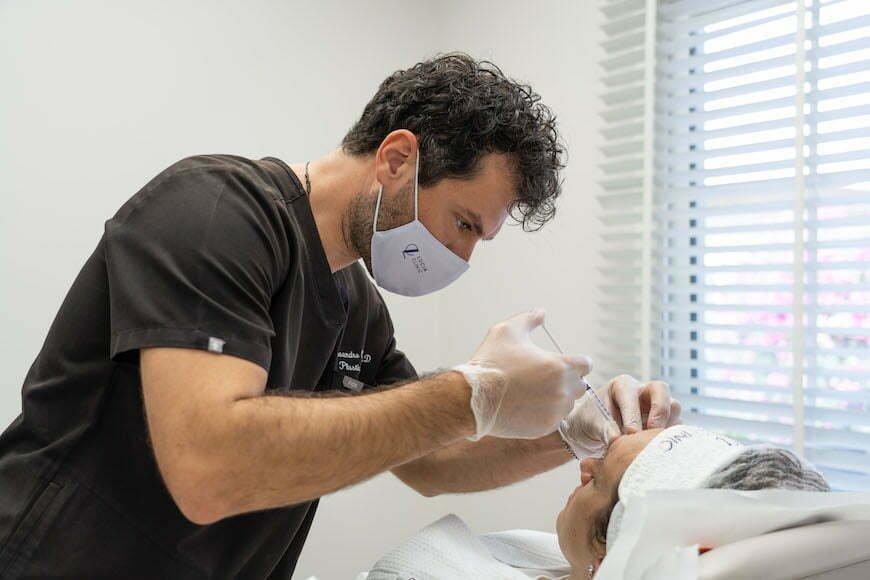 Wrinkle treatments for skin rejuvenation at Lucia Clinic - find best and most effective wrinkle treatments for rejuvenation and fulfillment of aesthetic goals.