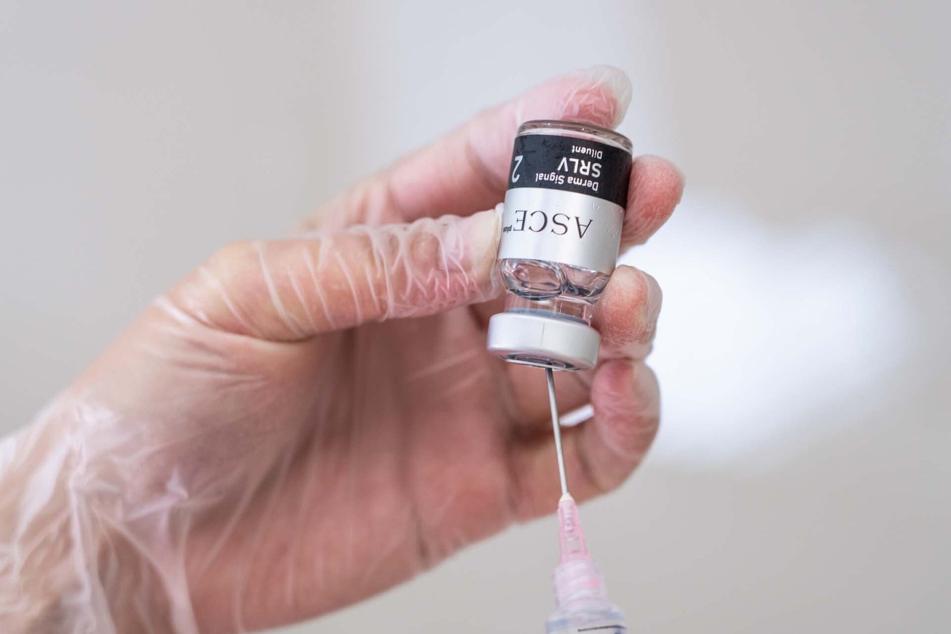 ExoSCRT Exosomes the latest skin rejuvenation treatment - rejuvenate your skin with advanced injectable stem cell serum that stimulates collagen production.