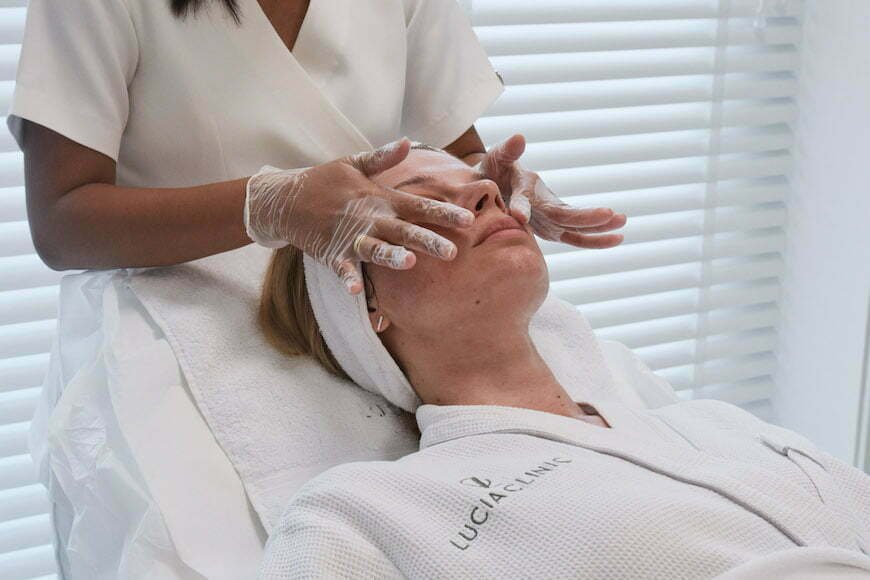 Ultherapy treatment doesn’t cause significant side effects - your skin is applied with a soothing cream that reduces any post-treatment redness or swelling.