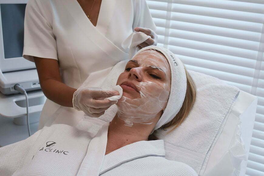 Ultherapy treatment is comfortable and safe for the skin - before the treatment starts, topical numbing cream is removed after it thoroughly numbs your face.