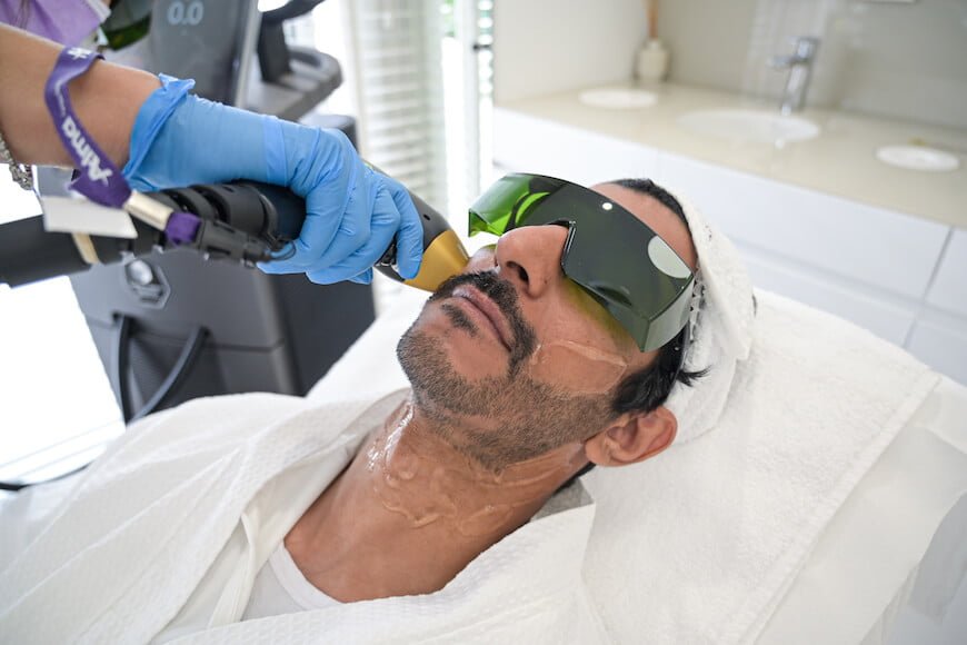 Laser hair removal treatment for gents for smooth skin - get rid of unvanted body hair with super advanced and painless procedures.